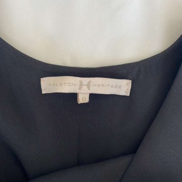 Beautiful evening gown - Picture 4 of 4